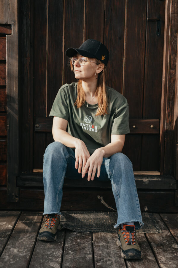 Luźny crop top Venture Hunters