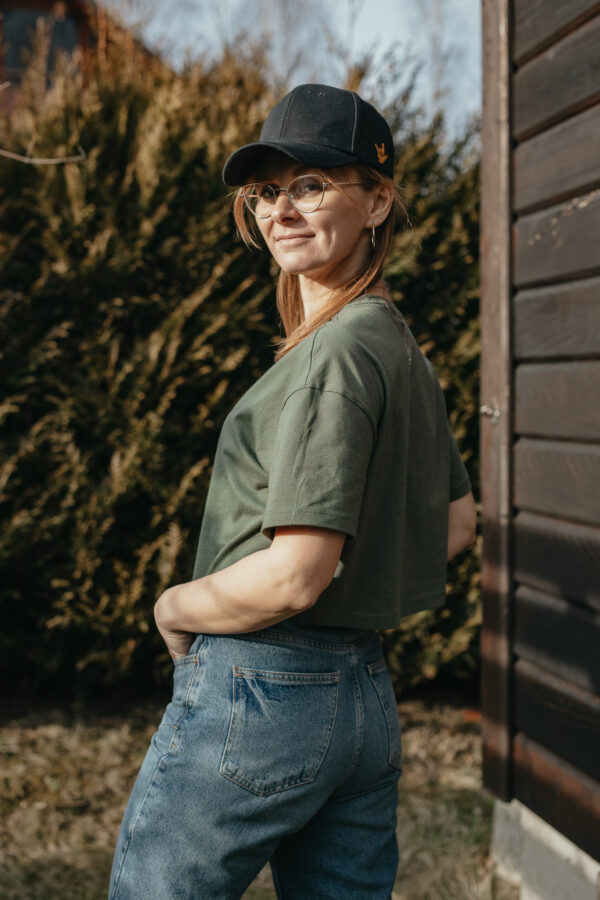 Luźny crop top Venture Hunters - obrazek 4